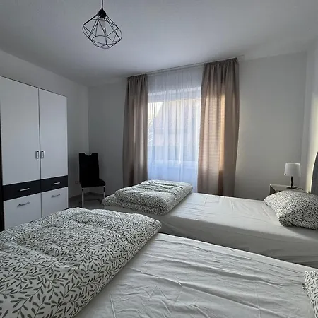 Apartment Rheiner Wohlfühlsuite Mit Garten