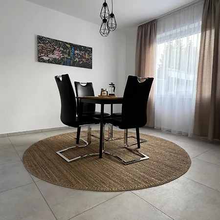 Rheiner Wohlfuehlsuite Mit Garten 아파트 *