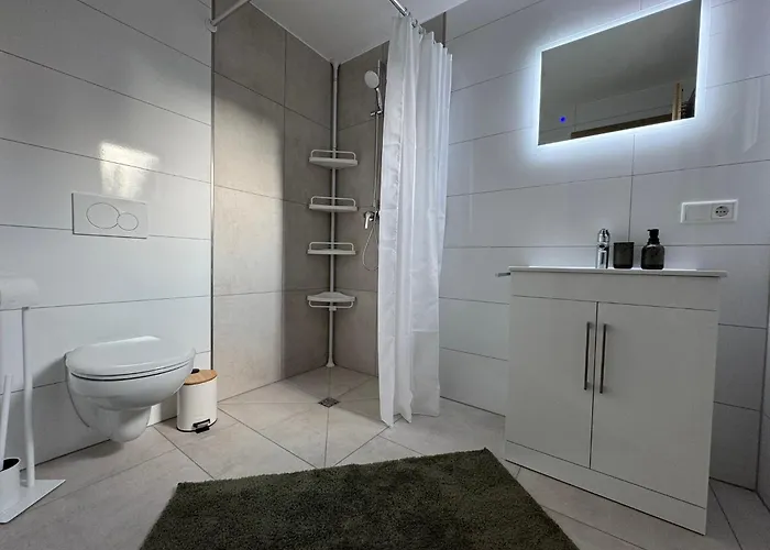 Rheiner Wohlfuehlsuite Mit Garten Apartment Rheine