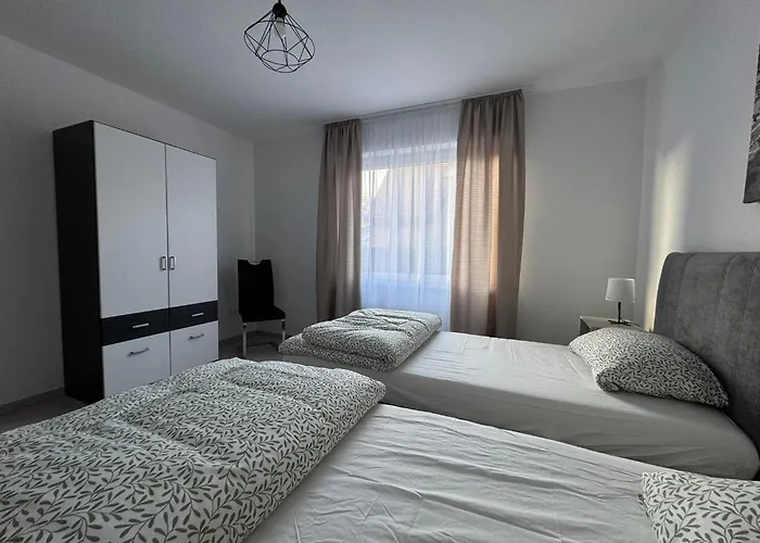 Apartment Rheiner Wohlfuehlsuite Mit Garten