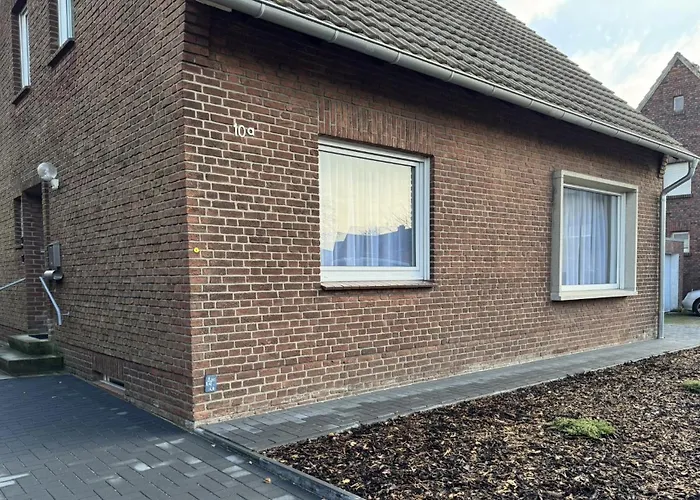 Apartment Rheiner Wohlfuehlsuite Mit Garten Rheine